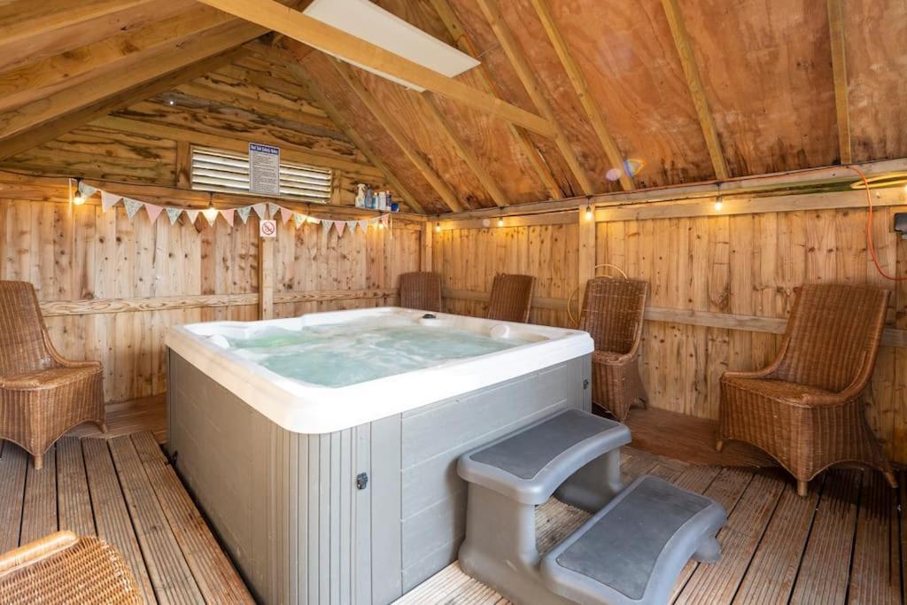 The Shed Villa Durham Bagian luar foto